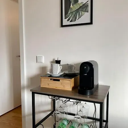 Apartment Am Flughafen, Glasfaser-Internet, Waschmaschine Schönefeld Exterior foto