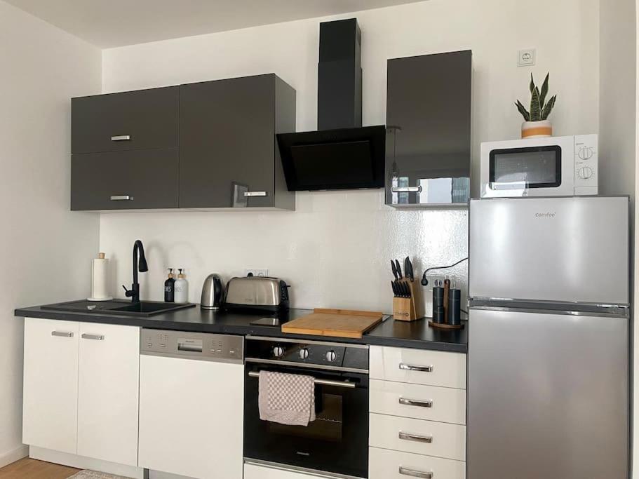 Am Flughafen, Glasfaser-internet, Waschmaschine Appartement